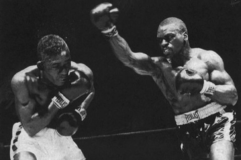 charles-hoff-rubin-(hurricane)-carter-versus-george-benton,-madison-square-garden,-25-may-1963.jpg