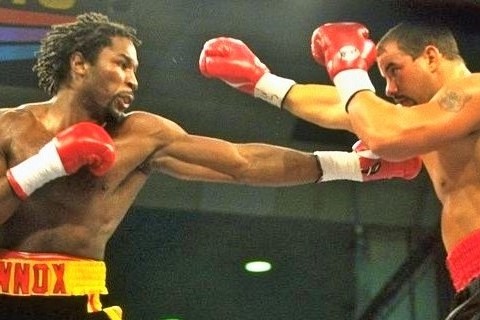 81354025-lewis-vs-tommy.jpg